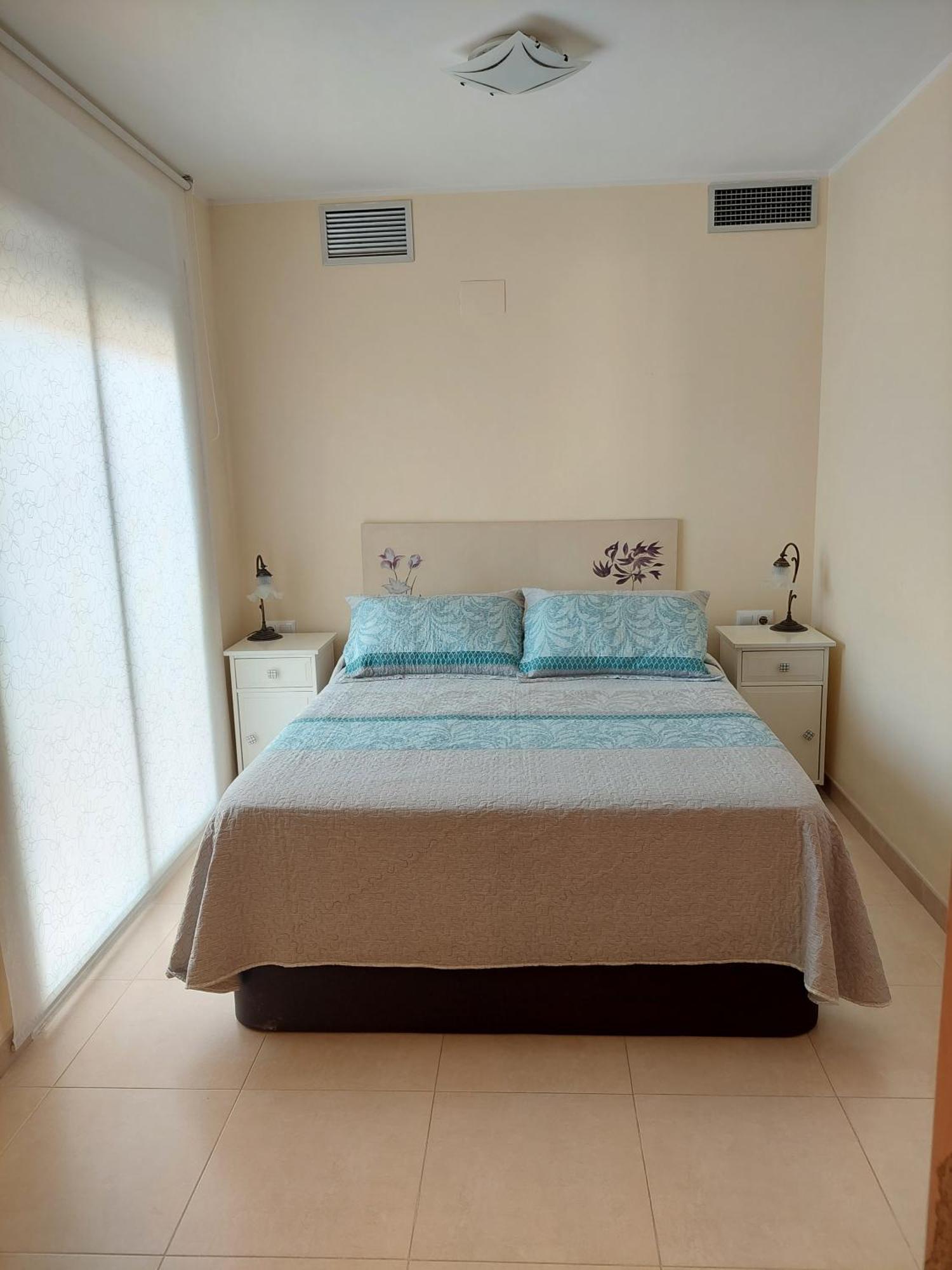 Oliveres III Hospitalet De L'Infant Kültér fotó